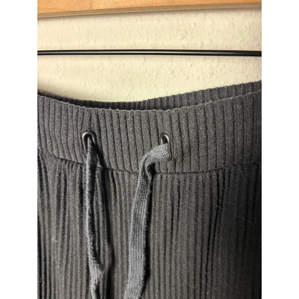 ALO Yoga preowned size